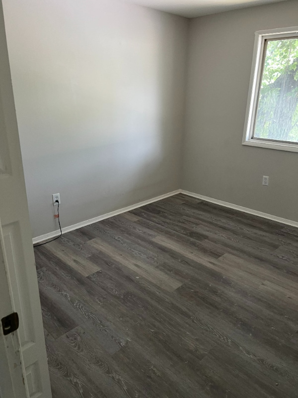 Building Photo - 568 Wilson Bridge Dr