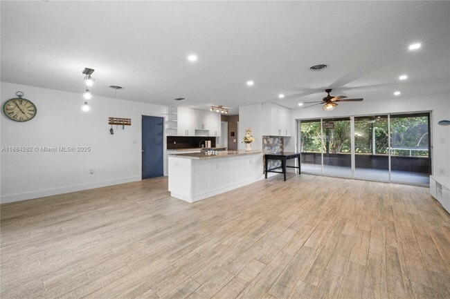 Foto del edificio - 9355 SW 181st St