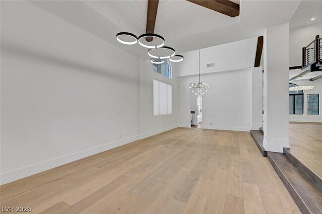 Foto del edificio - 304 Kingsclear Ct