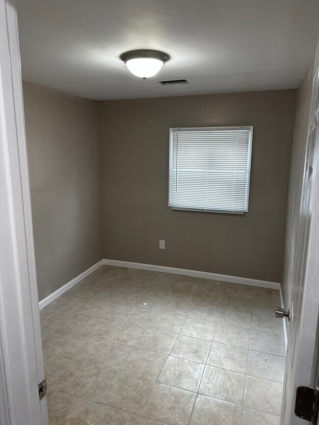 Foto del edificio - 1340 Payton St
