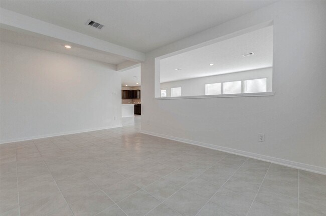 Building Photo - 7706 Coral Ky Dr