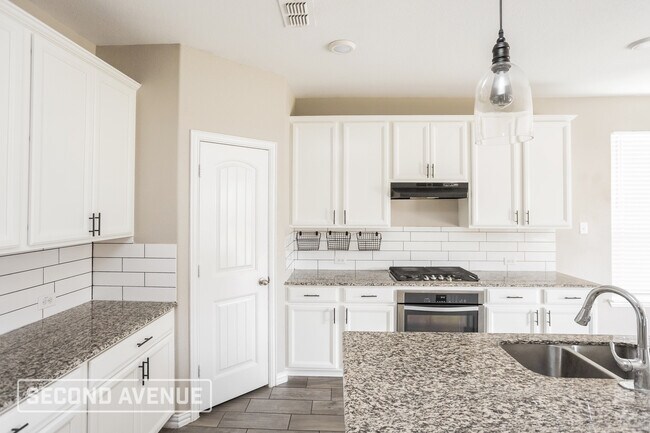 Foto del edificio - 528 Bird Creek Dr