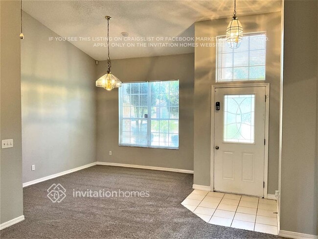 Foto del edificio - 4591 Misty Dawn Ct N