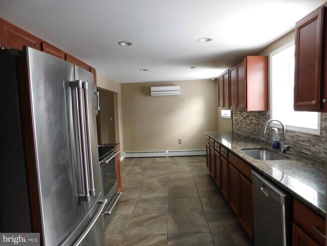 Foto del edificio - 747 Churchville Rd