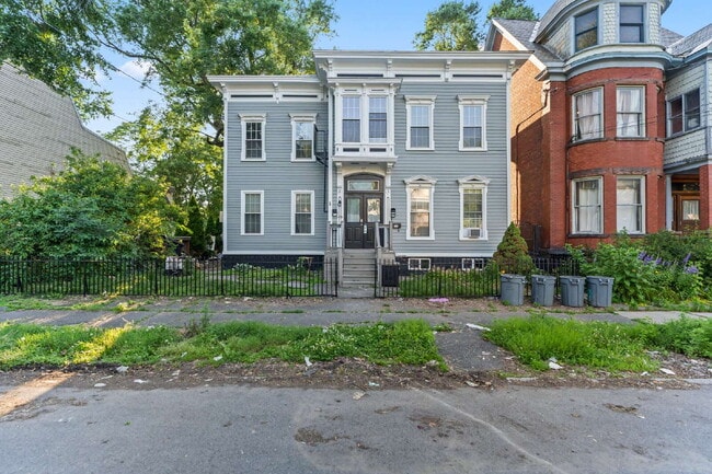Building Photo - 109 Park Pl
