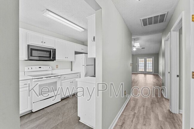 Building Photo - 59 Leigh Pl