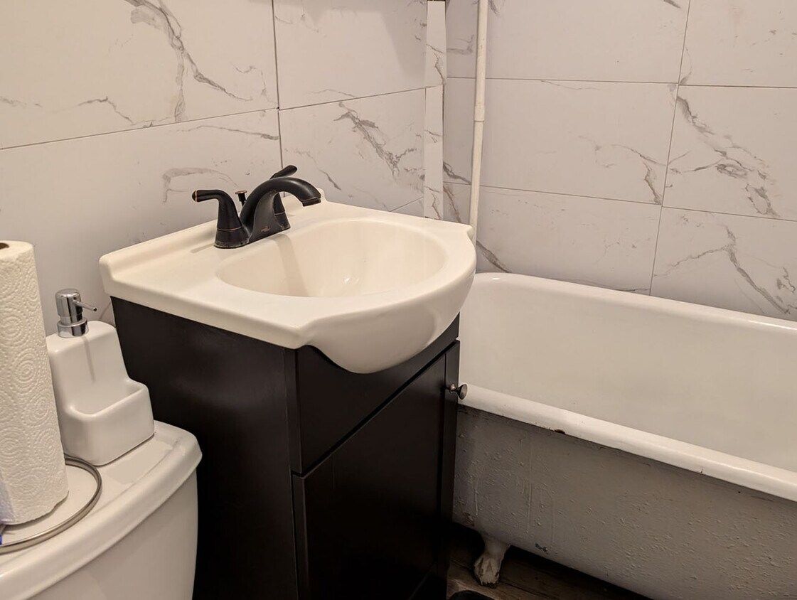 Foto principal - 2522 N 32nd St