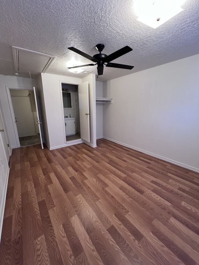 Photo - 820 Richmond Dr House