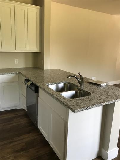 Foto del edificio - 460 Pecan Hollow St