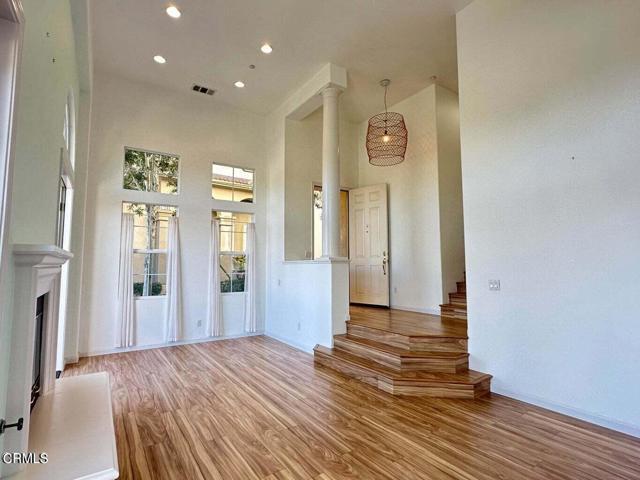 Building Photo - 1350 Bayside Cir