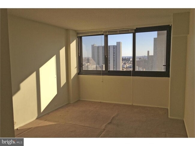 Foto del edificio - 1326-42 Spruce St