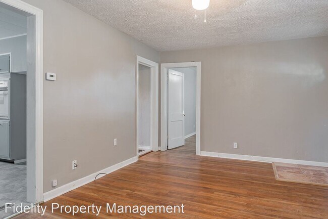 Building Photo - 2 br, 1 bath House - 1066 S Fort St.