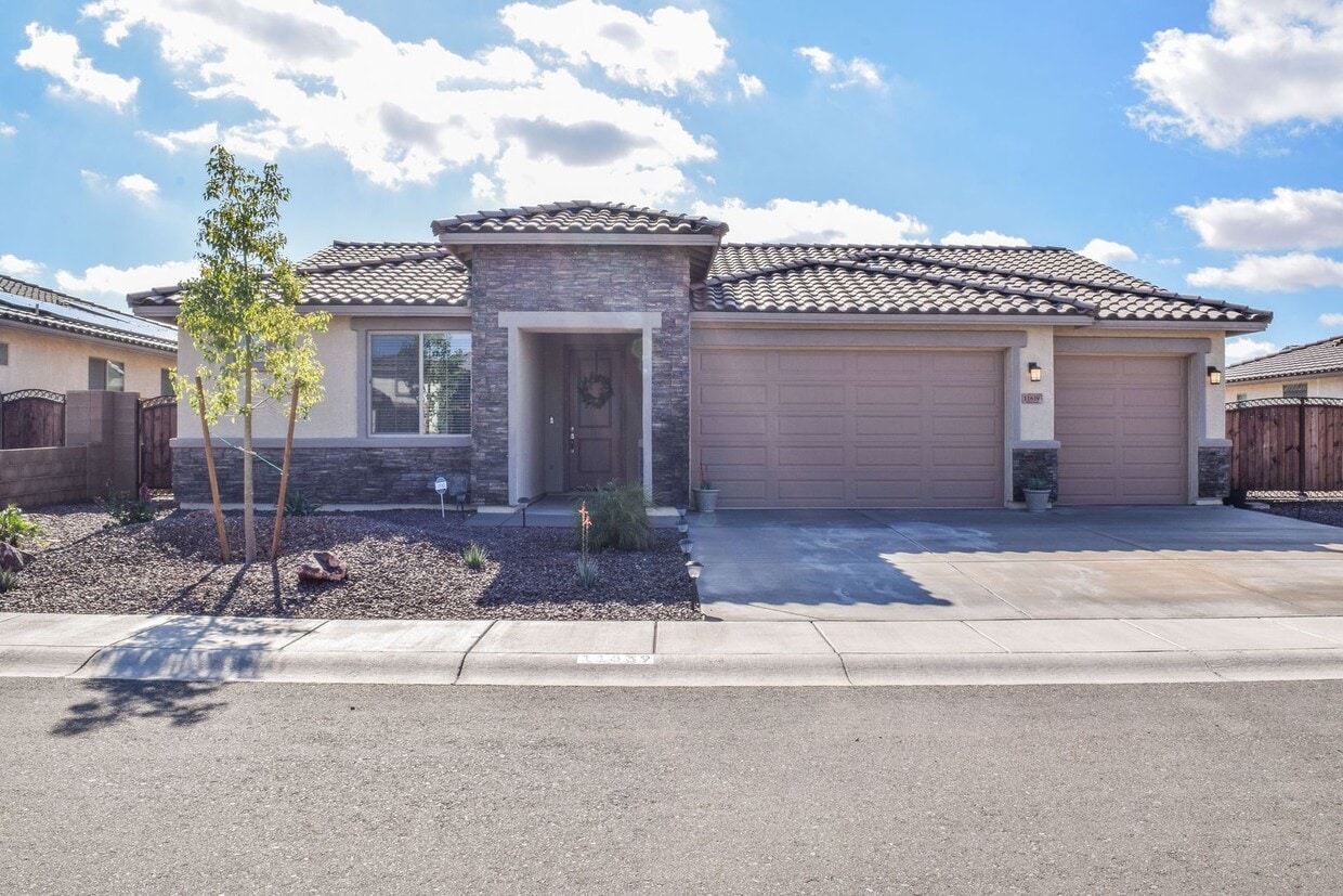 Pool House for Rent House Rental in Yuma, AZ