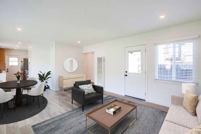 Building Photo - Leland Apartments