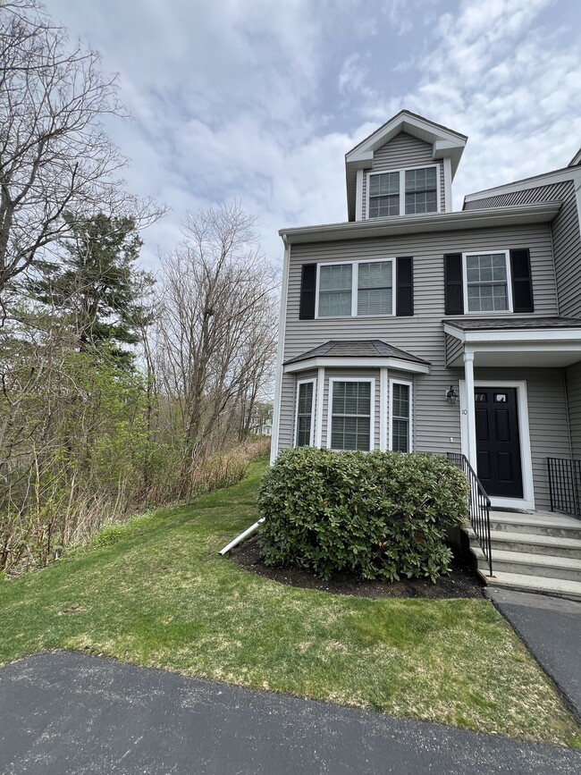 Foto del edificio - 10 Juneberry Ln