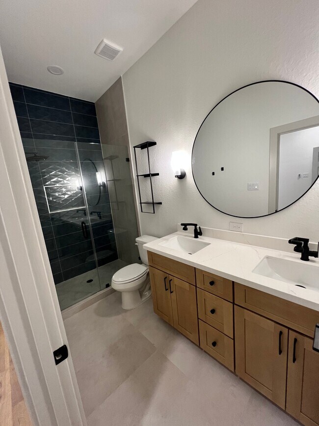 Foto del edificio - 9821 Turnbow St