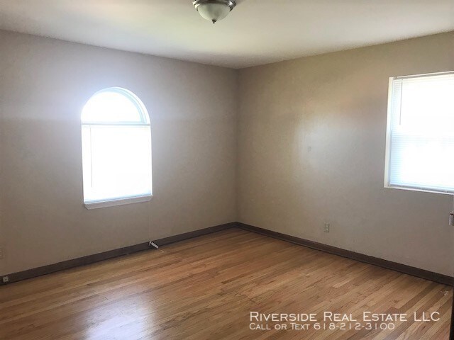 Foto del edificio - 3 Bedroom/ 2 Bathroom for rent in Dupo!