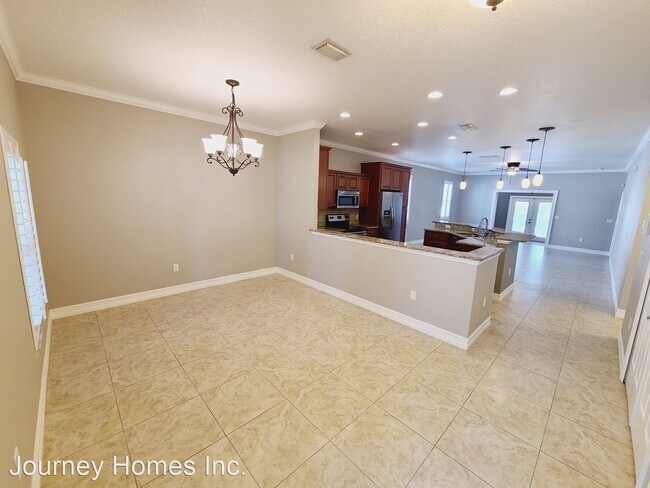 Foto del edificio - 3 br, 2 bath House - 766 93rd Avenue North
