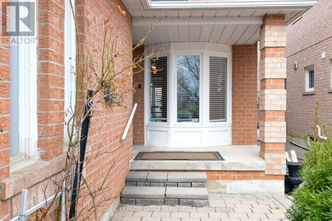 Building Photo - 5239 River Forest Ct