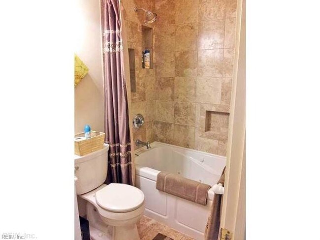 Foto del edificio - 525 Hillshire Way