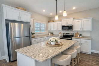 Building Photo - 79 Stockyard Rd