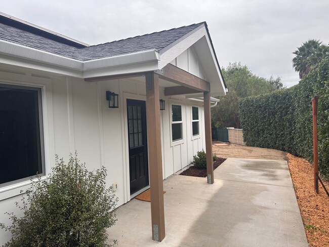 Foto del edificio - 2130 Lemon Ave