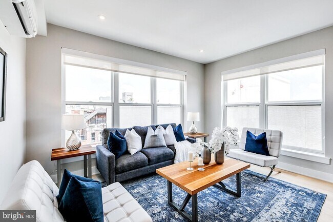 Foto del edificio - 1533 Ridge Ave