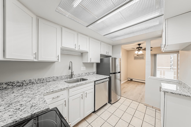 Building Photo - Clifton Park & Clifton House