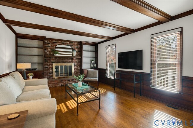 Foto del edificio - 9621 Peppertree Dr