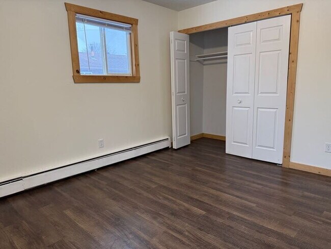 Foto del edificio - 625 2nd Ave W