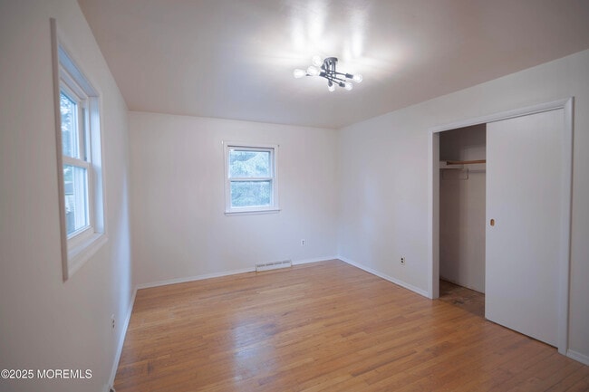 Foto del edificio - 585 Shady Ln