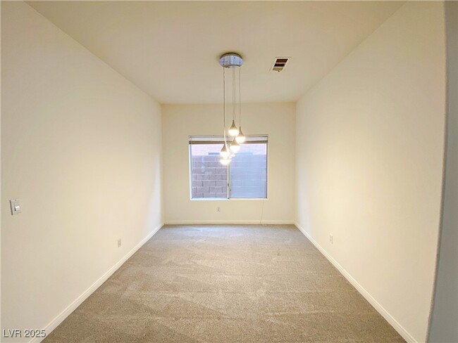 Building Photo - 7959 Blue Brook Dr