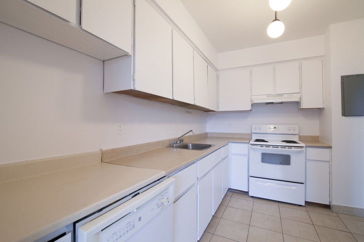 Photo principale - 900 Av. Rockland