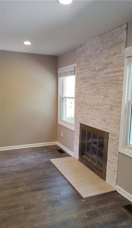 Building Photo - 1572 Brentwood Dr