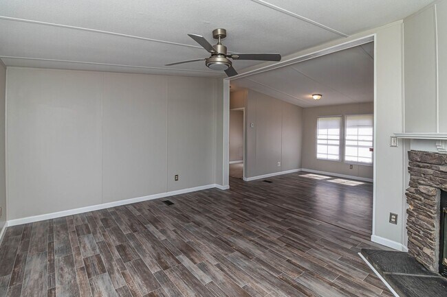 Foto del edificio - 3 BR | 2 BA w/ Extra Room in Pikeville! Tr...