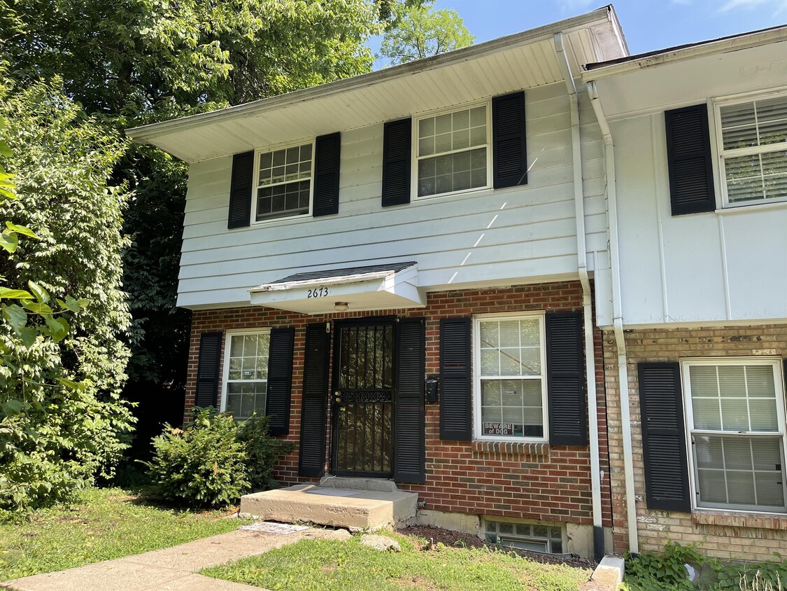 2673 Westwood Northern Blvd, Cincinnati, OH 45211