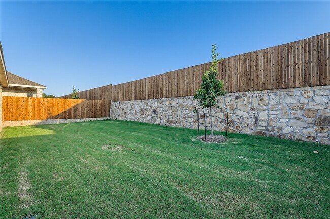 Building Photo - 1205 Gladespring Ln