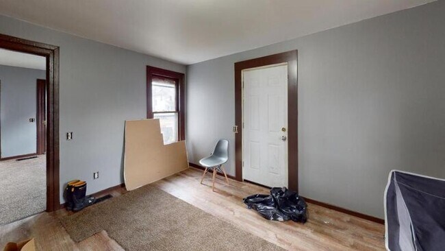 Building Photo - 144 Ave. C