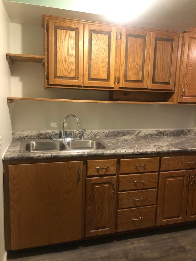 Kitchen - 305 3rd St SE