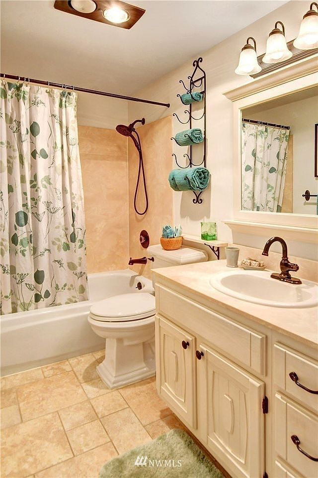 Foto del edificio - 1001 Queen Anne Ave N