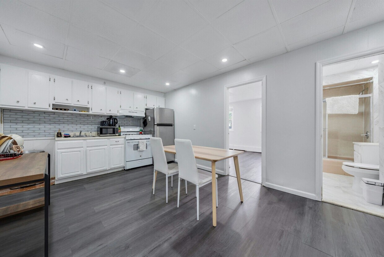 Foto principal - 112 34th St