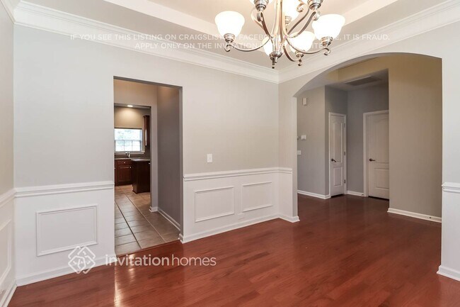 Foto del edificio - 13207 Rebecca Run Dr