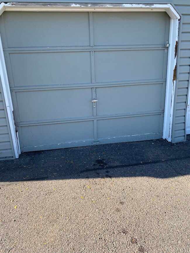 902 S Walden St Unit 101, Aurora, CO 80017 Condo for Rent in Aurora