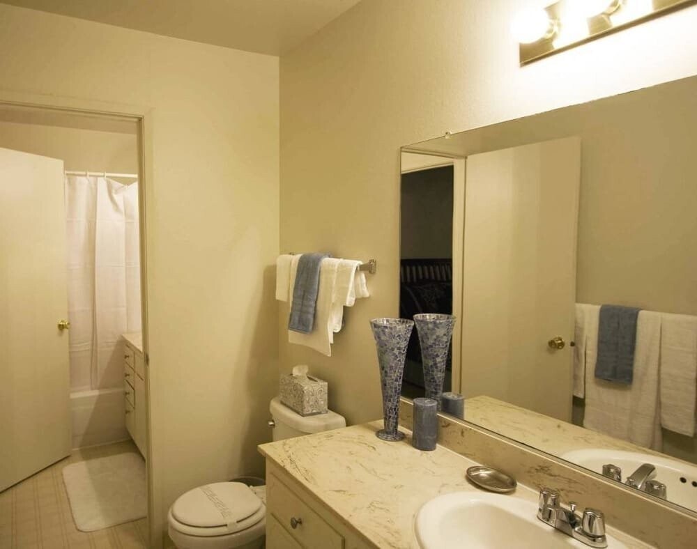 Foto del edificio - 7007 Inglewood Ave