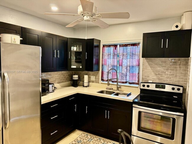 Foto del edificio - 5300 Washington St