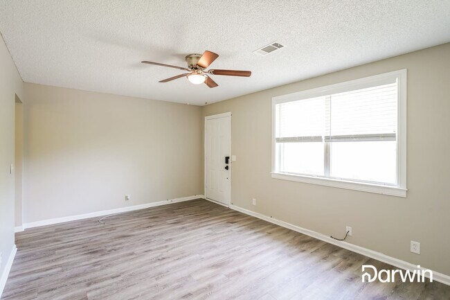 Foto del edificio - 636 Frankfort Dr