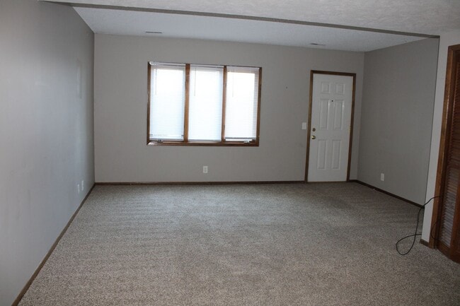 Building Photo - 8501 Morning Glory Ln