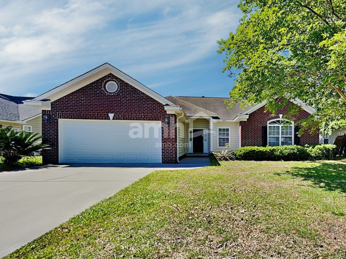 Foto principal - 7852 High Maple Circle