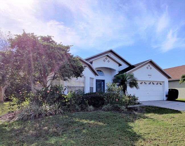 Building Photo - 3Bed/ 2Bath Home With POOL and SPA In Lock...