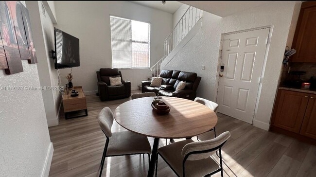 Foto del edificio - 2760 W 61st Pl